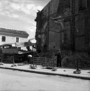 CONSTRUCCION CASA PARROQUIAL SANTA QUITERIA. Coleccion Enrique Samper.