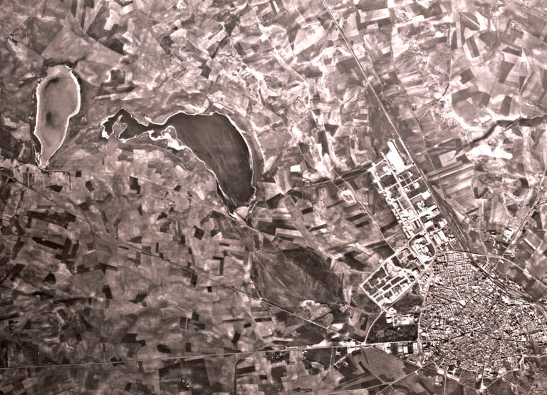 Vista aérea del complejo lagunar de Alcázar de San Juan.